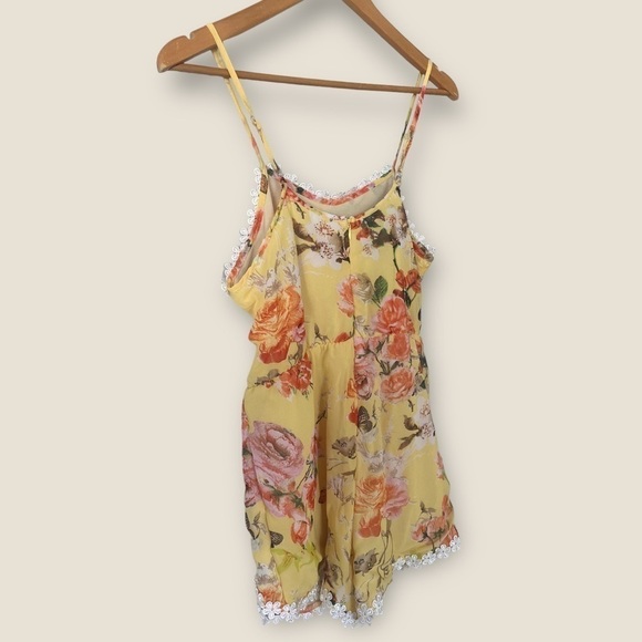 PARISIAN Collection Floral Romper - Picture 7 of 11